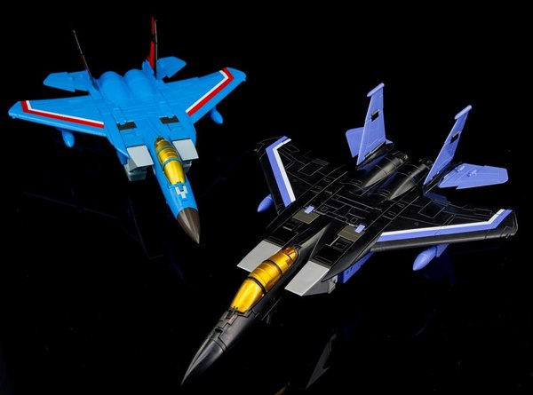 Maketoys Reveals Unofficial Masterpiece Skywarp And Thundercracker 10 (10 of 16)